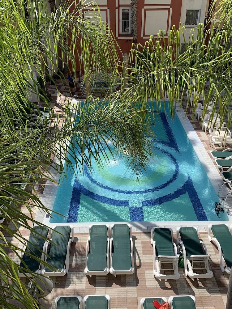 Cleopatra Spa Hotel Λορέτ Ντε Μαρ Εξωτερικό φωτογραφία